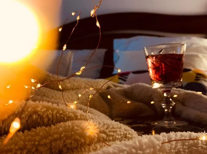 Tornacos Vendeghaz * Kápolnásnyék