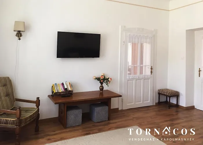 Tornacos Vendeghaz 別荘